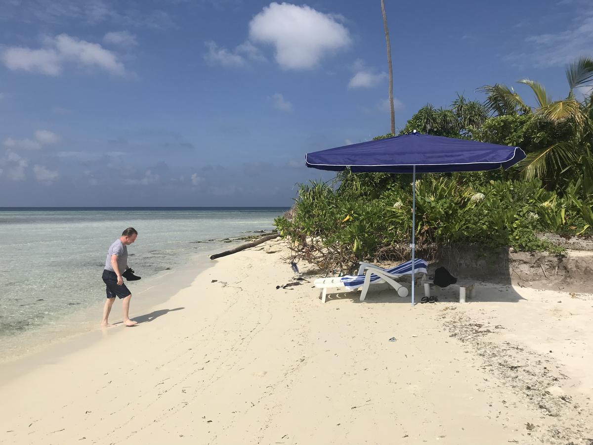 Hotel Island Guest à Maamendhoo Extérieur photo