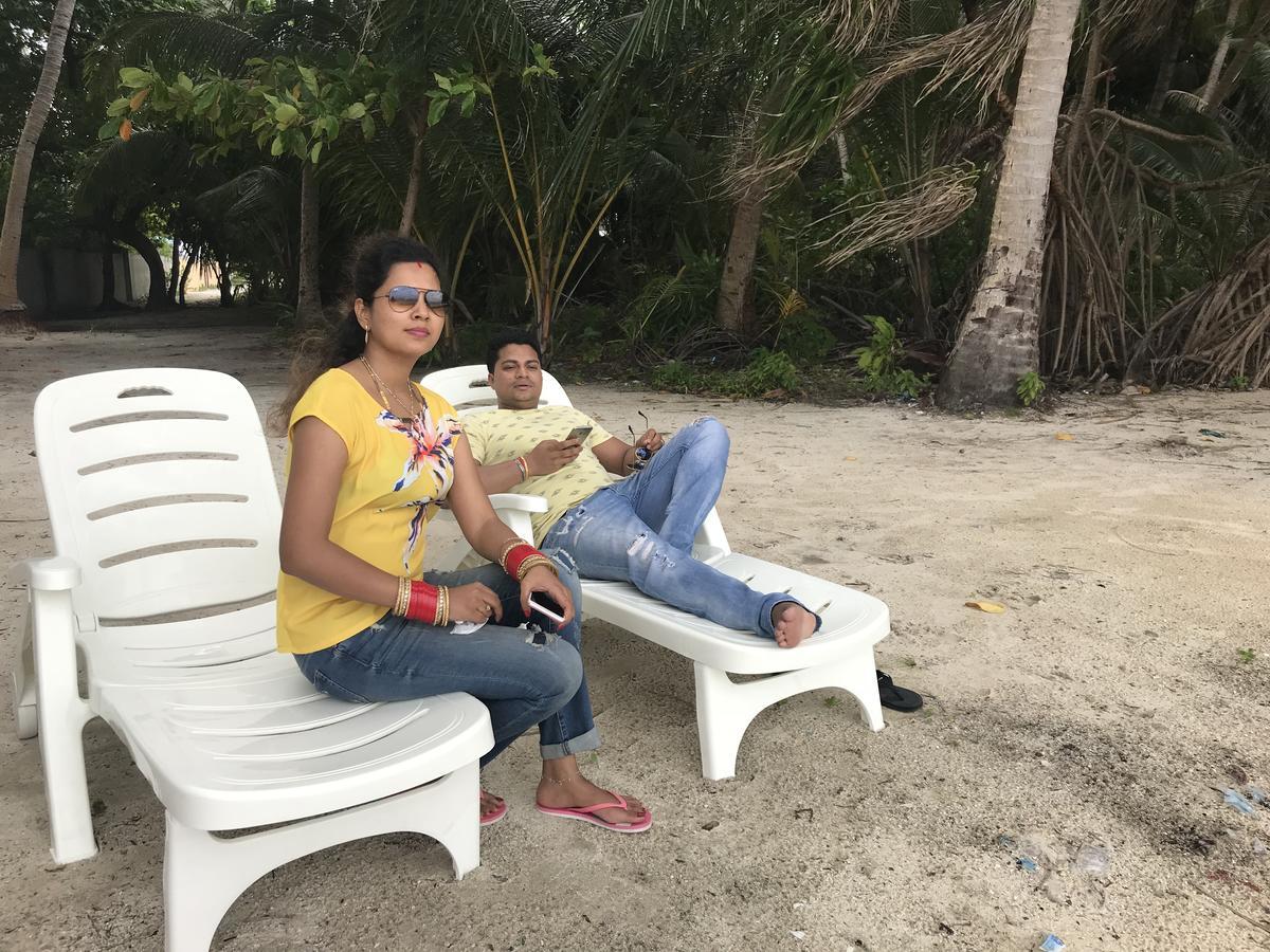 Hotel Island Guest à Maamendhoo Extérieur photo